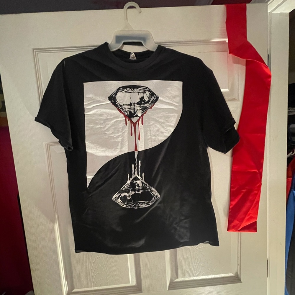 YinYang diamond tee/ Large